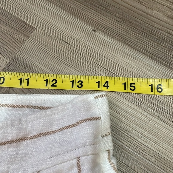 H Halston wide leg linen pants Cream Tan stripe Pleated Womens size 4 Relaxed - Picture 4 of 9